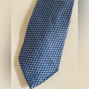 Dolce & Gabbana authentic made in Italy silk tie